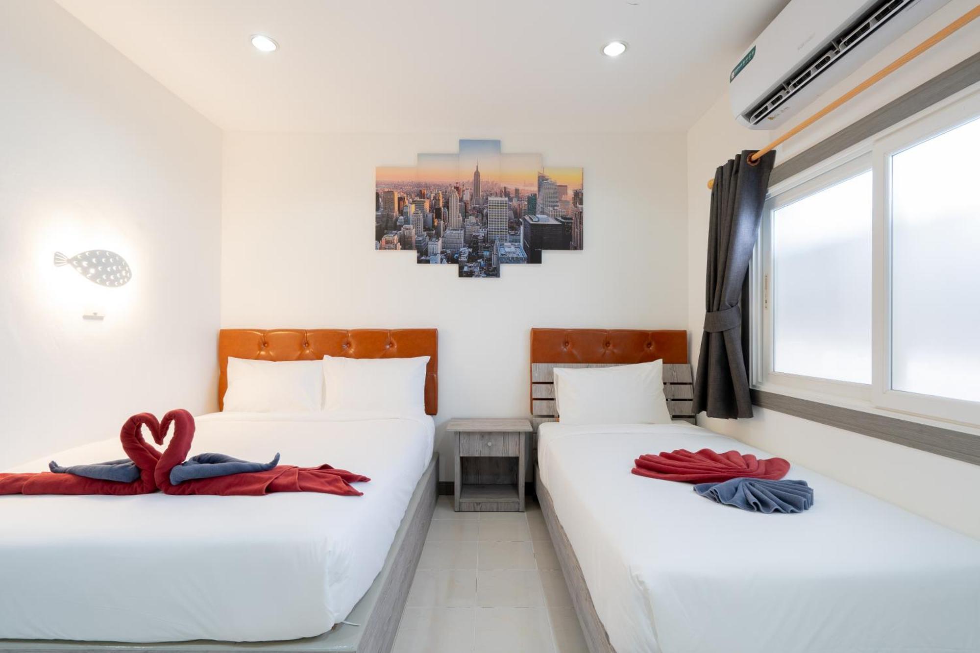 Square One Hotel Patong Екстер'єр фото