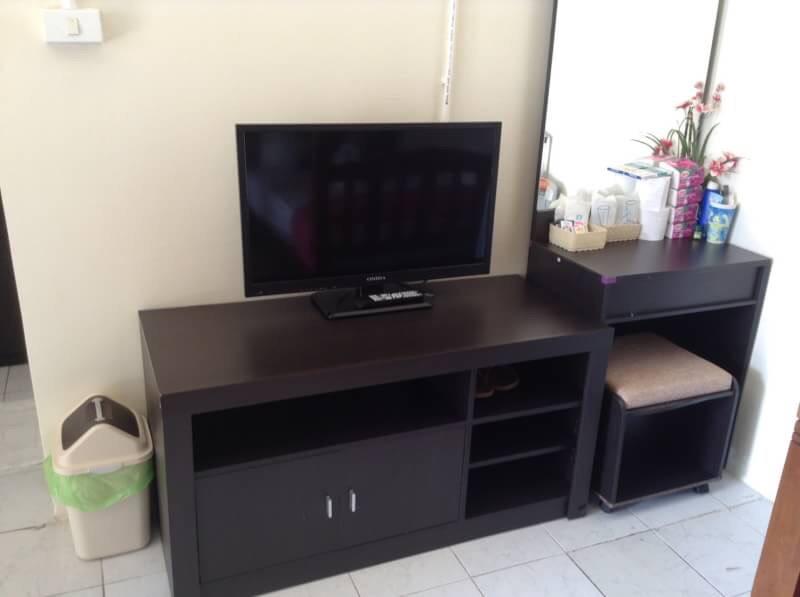 Square One Hotel Patong Екстер'єр фото