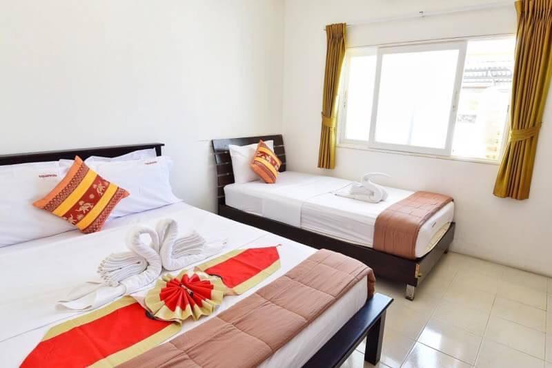 Square One Hotel Patong Екстер'єр фото